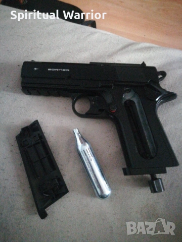 Въздушен пистолет Colt 1911 Compact. 4,5мм калибър със Стоманени съчми. , снимка 3 - Въздушно оръжие - 54082216