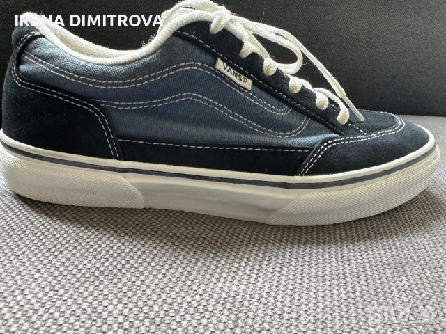 Vans номер 42.