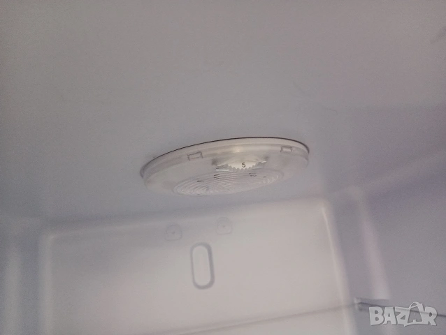 Като нов голям синьо зелен хладилник Amica с 2 години Гаранция!, снимка 5 - Хладилници - 54162718