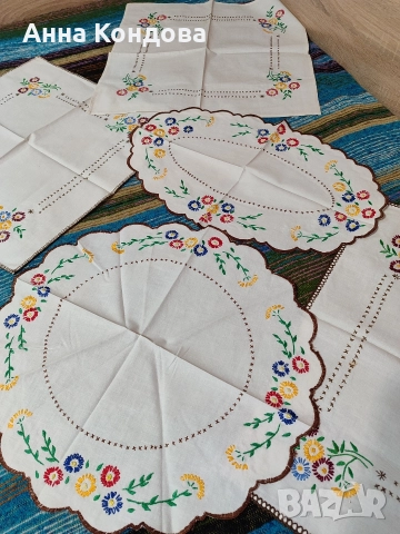 Ръчно бродирани ковьори и карета, снимка 6 - Декорация за дома - 50581067