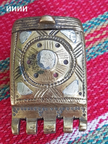 Фишеклък фишекчийница сребърни плочки