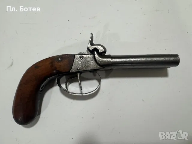 Стар двуцевен капсулен пистолет