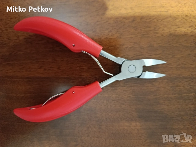 Нокторезачка за маникюр,педикюр u врастнали нокти на възрастни хора.