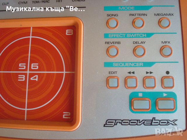 Дръм машина Roland D2 Groovebox, снимка 8 - Други - 46770100