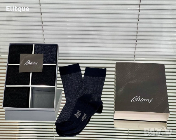 6 чифта чорапи в кутия louis vuitton Tommy Hilfiger Burberry , снимка 8 - Дамски чорапи - 52939805