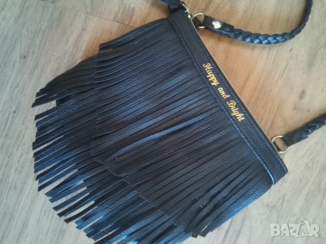 Малка дамска чанта НМ