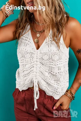 Дамски плетен топ в бяло с V-образно деколте и връзки, 100% памук, снимка 1