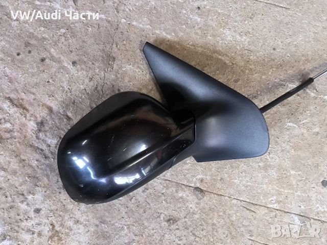 Дясно странично огледало за Голф 4 механично VW Golf 4 LC9Z, снимка 3 - Части - 53659491