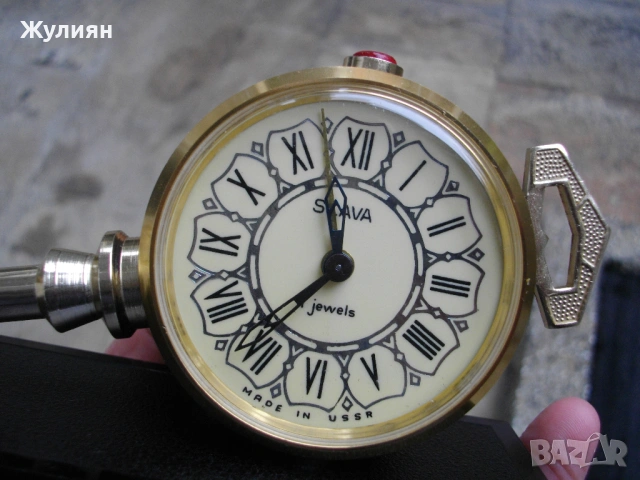 КОЛЕКЦИОНЕРСКИ БУДИЛНИК СЛАВА SLAVA КЛЮЧЪТ НА МОСКВА , снимка 3 - Антикварни и старинни предмети - 54012967