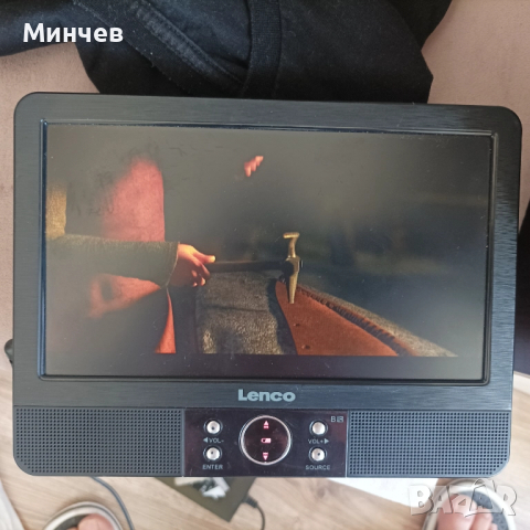 Портативно DVD LENCO 9", снимка 2 - Плейъри, домашно кино, прожектори - 51864386