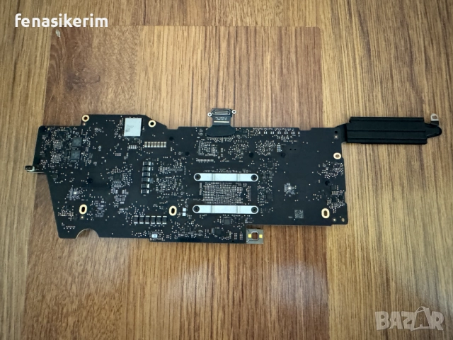 Дънна Платка за Apple MacBook Pro 13 M1 2020 A2338 8GB RAM/256GB SSD, снимка 3 - Дънни платки - 51975614