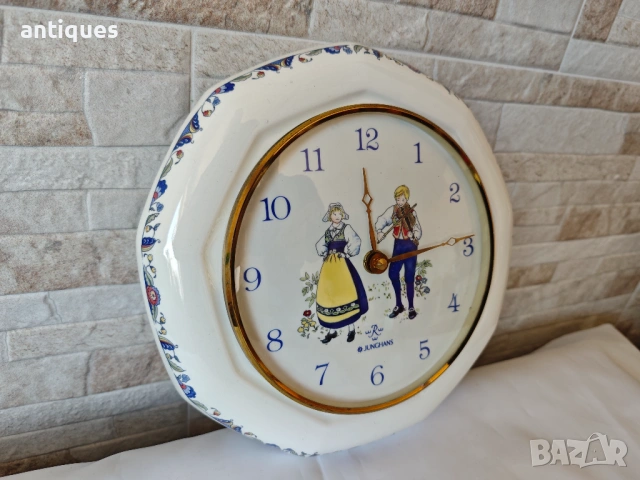 Порцеланов немски стенен часовник - Junghans - 1980г., снимка 2 - Антикварни и старинни предмети - 54105955