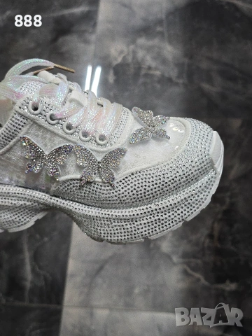 дамски обувки маратонки с пеперуди, снимка 3 - Дамски ежедневни обувки - 42002526