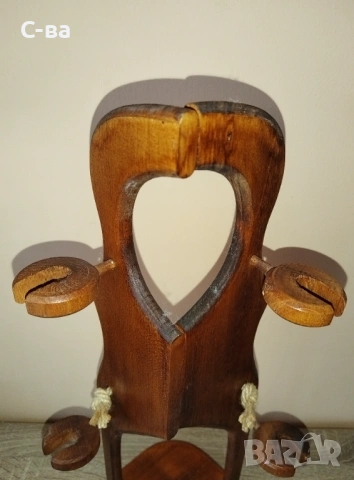 Дървена поставка за чаши и бутилка , снимка 4 - Аксесоари за кухня - 54063730