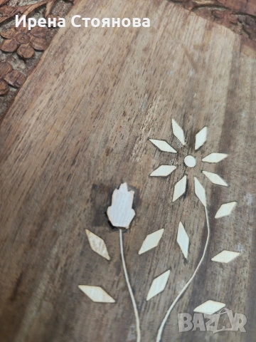 Винтидж табла за сервиране с ръчно резбовани флорални елементи, произход Индия около 1970 г. , снимка 6 - Декорация за дома - 53391589