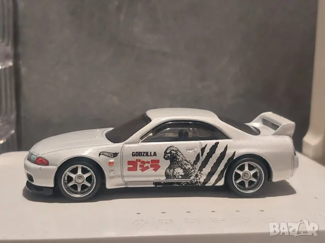 Nissan skyline gtr r33 godzilla hot wheels, снимка 4 - Колекции - 48425538