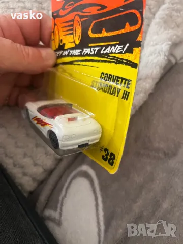 Matchbox Corvette Stingray III, снимка 5 - Колекции - 49659024
