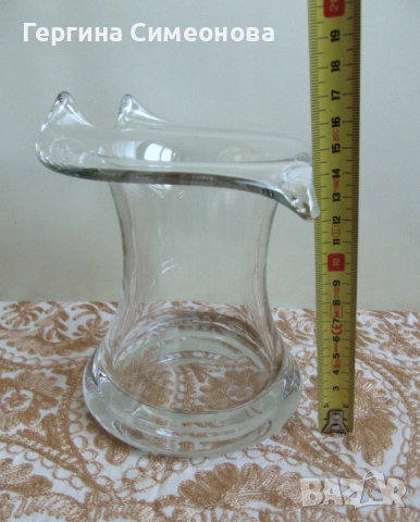 Красива ваза дебелостенно стъкло, снимка 5 - Вази - 52424238