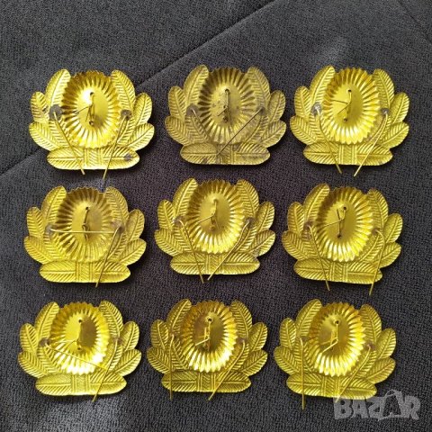 Соц. кокарди - БНА, снимка 3 - Антикварни и старинни предмети - 49658172