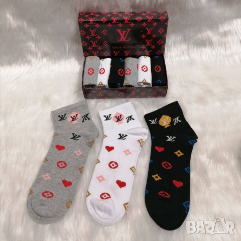 чорапи в кутия HERMES calvin klein lacoste tommy hilfiger, снимка 10 - Дамски чорапи - 51444608