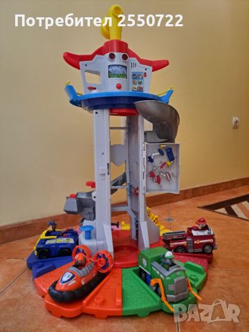 Paw Patrol My Size оригинална кула със светлини и звук и всички превозни средства и кученца, снимка 4 - Коли, камиони, мотори, писти - 45568330