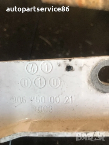 Панти за капака на двигателя дясна страна за Mercedes W906 Sprinter (2006-2011) 9067500121, снимка 3 - Части - 54080265