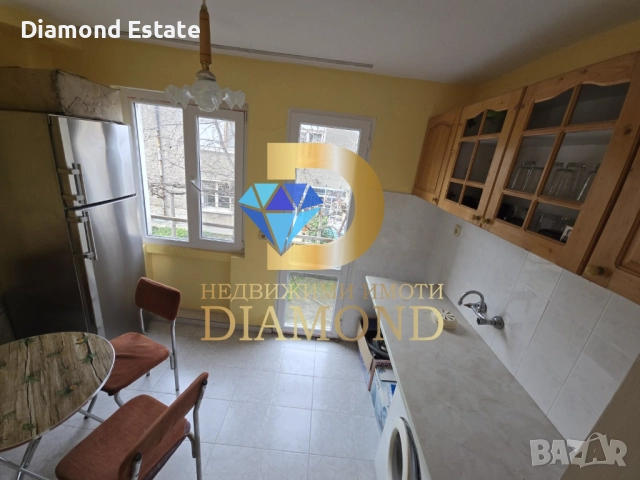 Двуетажна самостоятелна къща в Димитровград кв. Славянски, снимка 5 - Къщи - 48587247