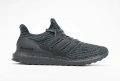 маратонки adidas UltraBoost 4.0 "Triple Black номер 43 ,5-44, снимка 1