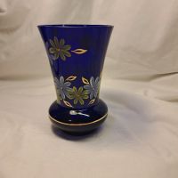 Стъклена ваза, снимка 1 - Вази - 45471222