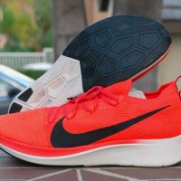 маратонки Nike Zoom Fly Flyknit Bright Crimson  номер 41,5 -42, снимка 2 - Маратонки - 45344637