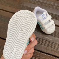 Детски маратонки Adidas Superstar, размер 19, снимка 3 - Детски обувки - 45303789