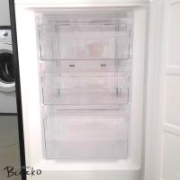 Комбиниран хладилник-фризер Bella BKGC225.1BE -  - Енергиен клас Е - 173 литра - Черен, снимка 5 - Хладилници - 45888653