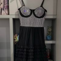 🖤Зашеметяваща рокля в класическо черно с камъни за разкош! 😍  , снимка 1 - Рокли - 45630594