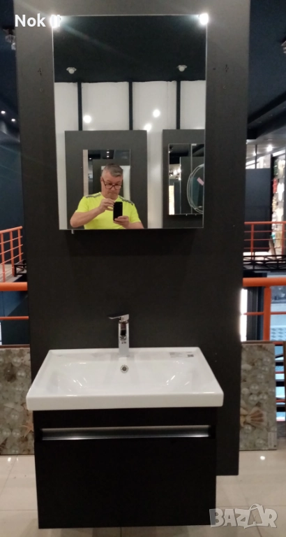 Баня комплект шкафове, плочки, санитария за вграждане 2 бр., снимка 1