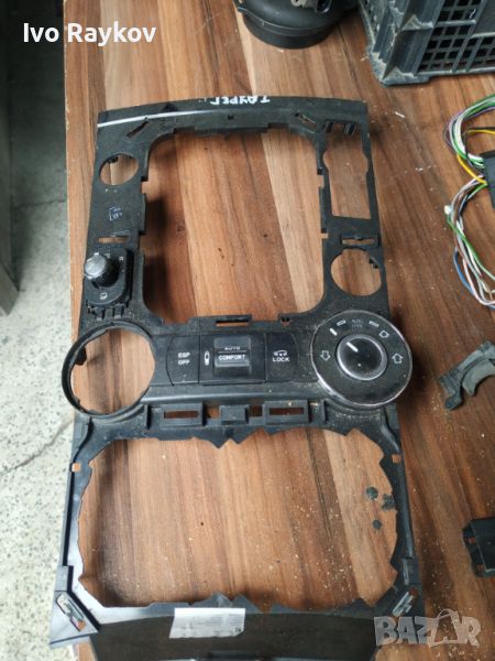 Панел управление за Volkswagen Touareg I Center console 7L6863216 7L6858601, снимка 1