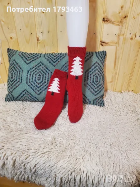 Ръчно плетени дамски коледни чорапи, размер 36, снимка 1