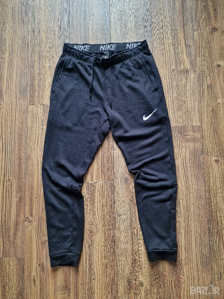 Страхотно мъжко спортно долнище NIKE размер M , снимка 1