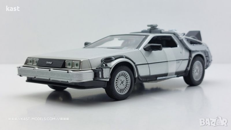 KAST-Models Умален модел на DeLorean Back to the Future II Welly 1/24, снимка 1