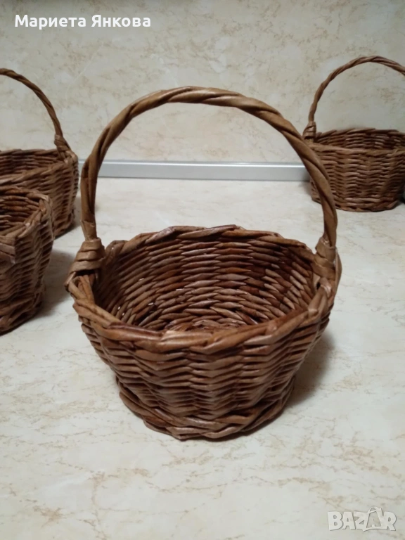 МАЛКИ РЪЧНО ПЛЕТЕНИ КОШНИЧКИ , снимка 1