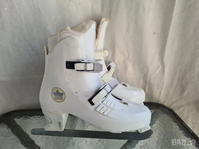 Зимни кънки бели номер 40 номер , снимка 1