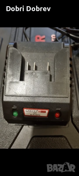 Зарядно устройство, батерия raider r20 pro 20v 2аh и 20v 4ah, снимка 1