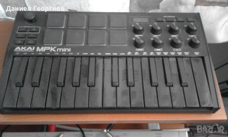 AKAI MPK mini mkIII, снимка 1