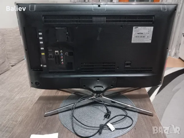 SAMSUNG UE32H6400AW, снимка 9 - Телевизори - 48367609