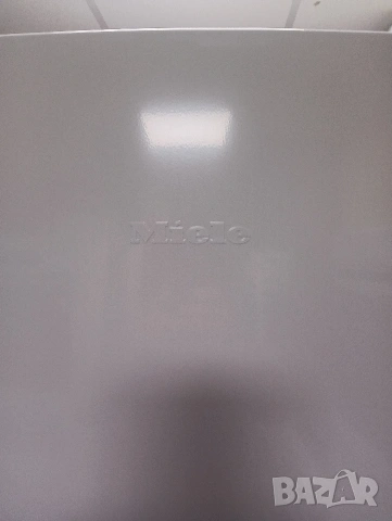 Голям хладилник охладител Миеле Miele A+++ Made in Germany 2 години Гаранция!, снимка 7 - Хладилници - 53881520