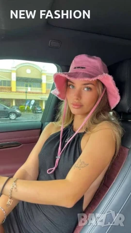 Дамски Шапки ✨ JACQUEMUS , снимка 2 - Шапки - 51151934