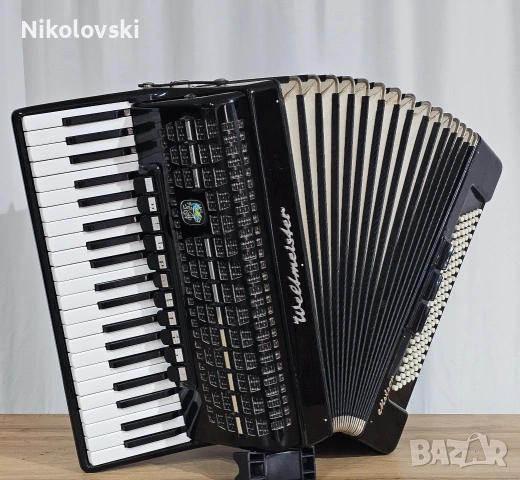 Акордеон Weltmeister Meteor 