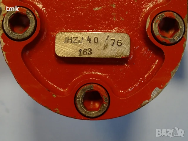 Хидравлична помпа TOS JHZJ 40/76 Hydraulic gear pump 1400min-1 80Bar, снимка 5 - Резервни части за машини - 50938841