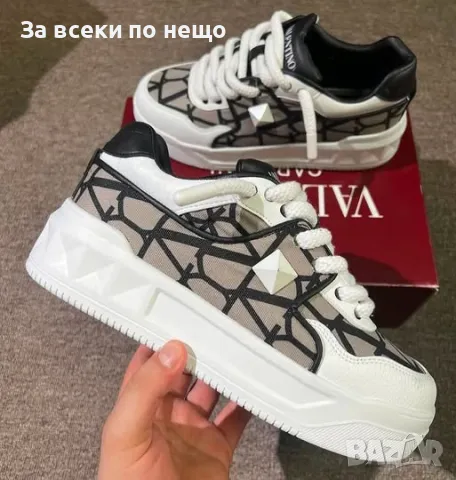 Valentino Дамски Маратонки👟Дамски Спортни Обувки Валентино, снимка 1 - Маратонки - 48747916