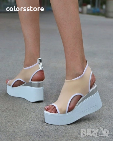 Сандали на платформа - бежови - K31

