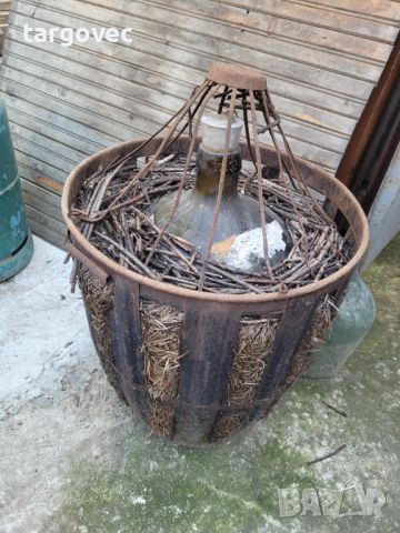 Старинна 50-литрова дамаджана